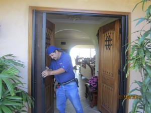 Window Screens and Retractable Screen Doors in Woodland Hills