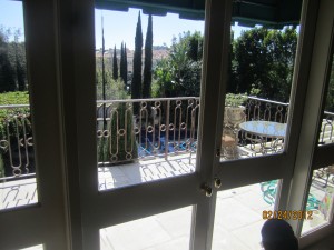 Retractable Screen Doors in Bell Air