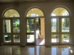 Retractable Screen Doors in Bell Air