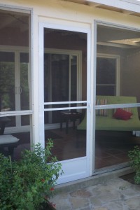 Swinging Screen Doors in Nothridge