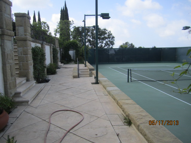 Window Screens in Second Guest House in Back under Tennis court