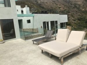 Malibu Home Installation of screens