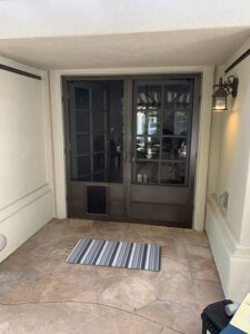 Vista Bronze with X Large Pet Door